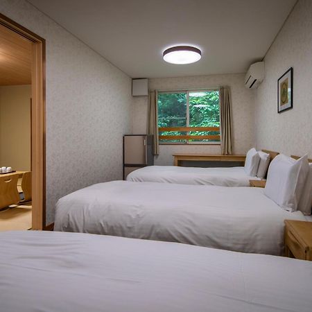 Bself Fuji Onsen Villa Fujiyoshida Eksteriør billede