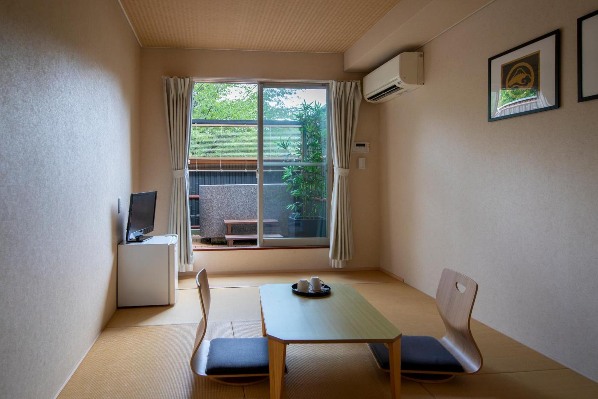 Bself Fuji Onsen Villa Fujiyoshida Eksteriør billede